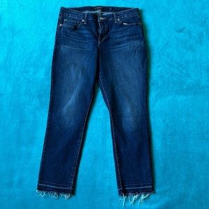12/31 Lucky Brand jeans